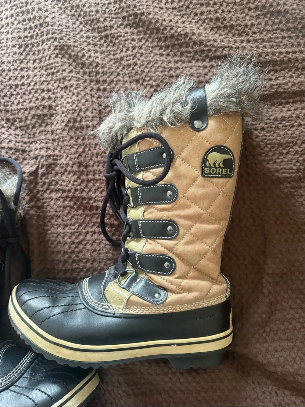 Sorel Tan and Black Quilted Faux-Fur Winter Boots - Women's